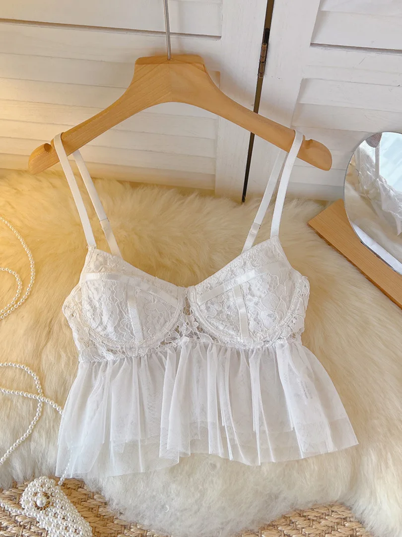 Women White Lace Camis Top 2022 Fashion Summer Spaghetti Strap Sleeveless Backless Sheer Mesh Ruffles Crop Top
Women White Lace Camis Top 2022 Fashion Summer Spaghetti Strap Sleeveless Backless Sheer Mesh Ruffles Crop Top