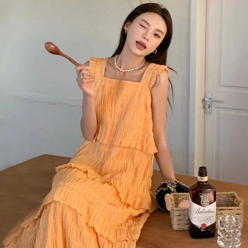 Clothland Women Vintage Ruffled Midi Dress Layers Square Collar Sleeveless Backless Orange White Mid Calf Dresses QC492
Clothland Women Vintage Ruffled Midi Dress Layers Square Collar Sleeveless Backless Orange White Mid Calf Dresses QC492