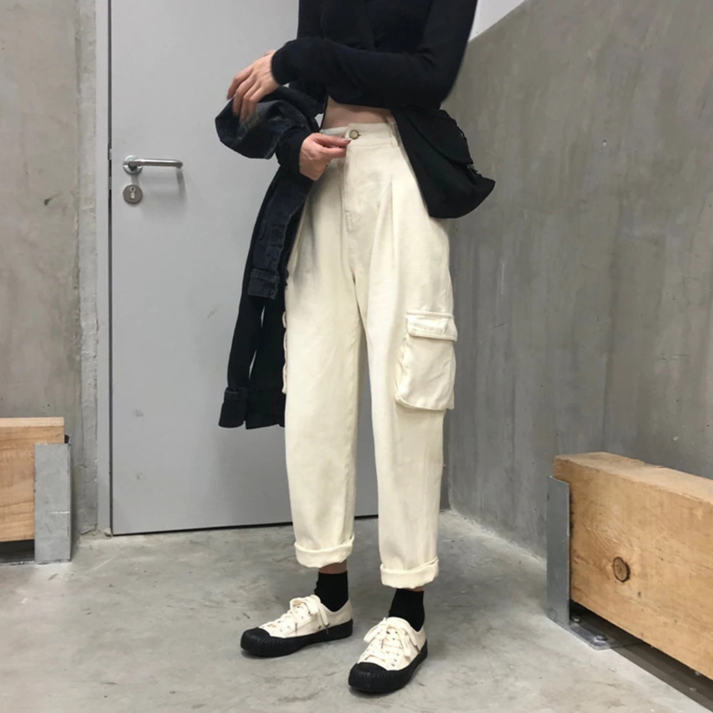 Woman Clothes Cargo Pants Harajuku Sweatpants Urban High Waist Streetwear Casual Pants Elastics Sports Gym Baggy Trousers Women
Woman Clothes Cargo Pants Harajuku Sweatpants Urban High Waist Streetwear Casual Pants Elastics Sports Gym Baggy Trousers Women