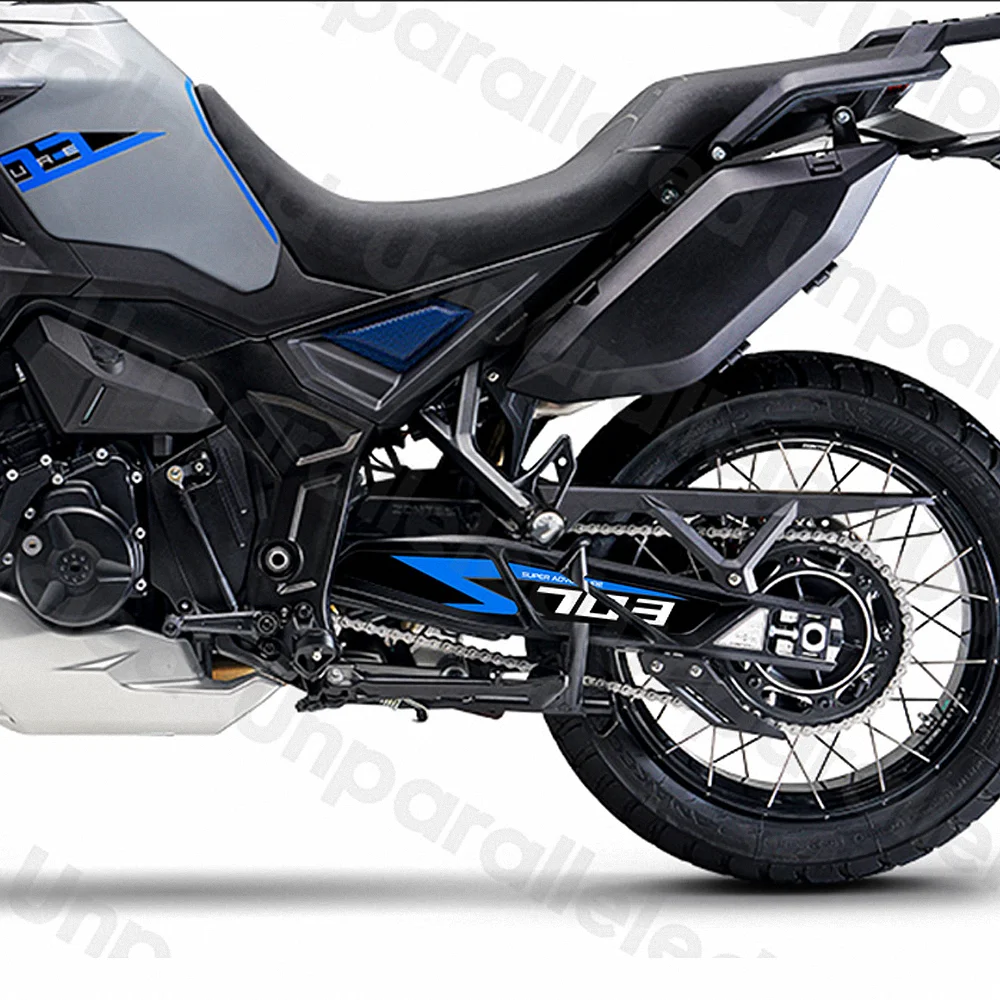 Для Zontes 703F SwingArm наклейка на поворотный рычаг аксессуары для мотоциклов приключенческая защитная наклейка для выхлопной сумки Super PPF F 703 2024 2025
Для Zontes 703F SwingArm наклейка на поворотный рычаг аксессуары для мотоциклов приключенческая защитная наклейка для выхлопной сумки Super PPF F 703 2024 2025