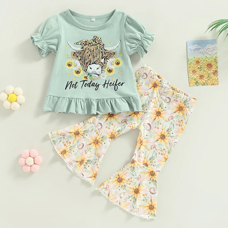 Kid Girls Clothes Set Short Sleeve Cow Head Letters Print T-shirt with Sunflower Print Flare Pants 2Pcs Children Clotheing Set
Kid Girls Clothes Set Short Sleeve Cow Head Letters Print T-shirt with Sunflower Print Flare Pants 2Pcs Children Clotheing Set