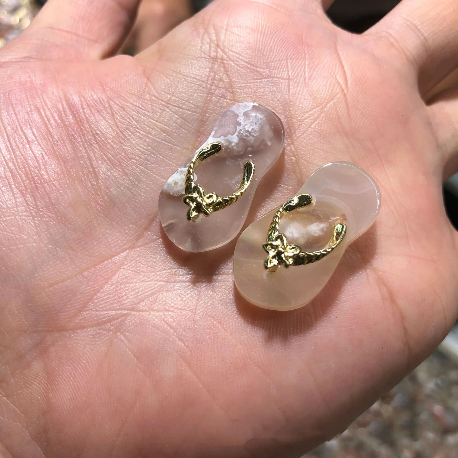 10PCS Cute Natural Cherry Blossom Agate Slipper Pendant Handmade Healing Gem DIY Accessories For jewelry making design
10PCS Cute Natural Cherry Blossom Agate Slipper Pendant Handmade Healing Gem DIY Accessories For jewelry making design