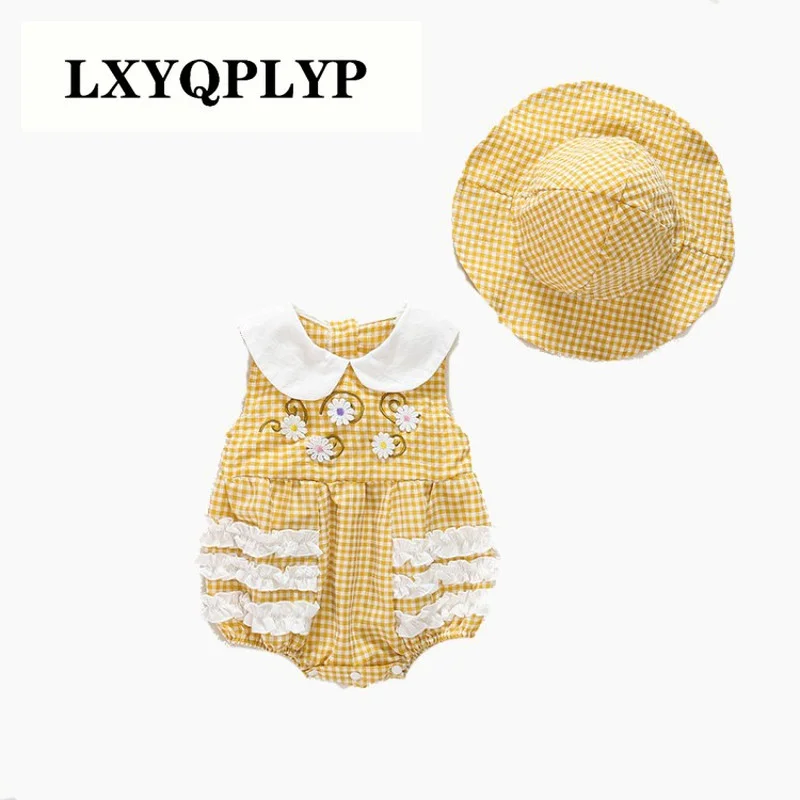 Summer Baby Girl Lolita Style Cute Plaid Lace Lace Romper Triangle Romper Newborn Baby Go Out One-piece To Send Hat
Summer Baby Girl Lolita Style Cute Plaid Lace Lace Romper Triangle Romper Newborn Baby Go Out One-piece To Send Hat