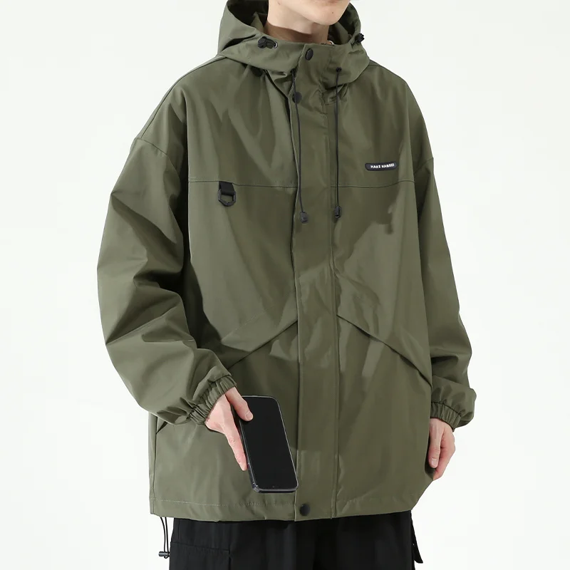 Fashion Overalls Men's New Autumn Hooded Jacket Large Size Loose Outdoor Casual Waterproof Windbreaker Sports Coat Man
Fashion Overalls Men's New Autumn Hooded Jacket Large Size Loose Outdoor Casual Waterproof Windbreaker Sports Coat Man