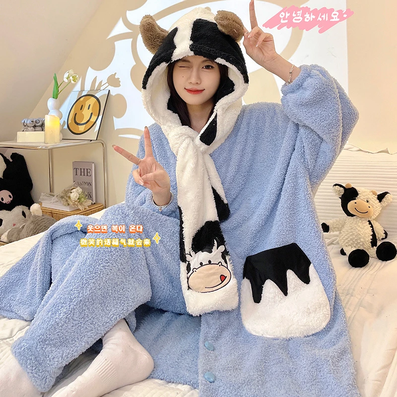 Cartoon Cow Flannel Nightgowns Long Thick Pajamas Set Women Winter Coral Velvet Warm Hooded Scarf Nightdress Sleepwear Suit
Cartoon Cow Flannel Nightgowns Long Thick Pajamas Set Women Winter Coral Velvet Warm Hooded Scarf Nightdress Sleepwear Suit
