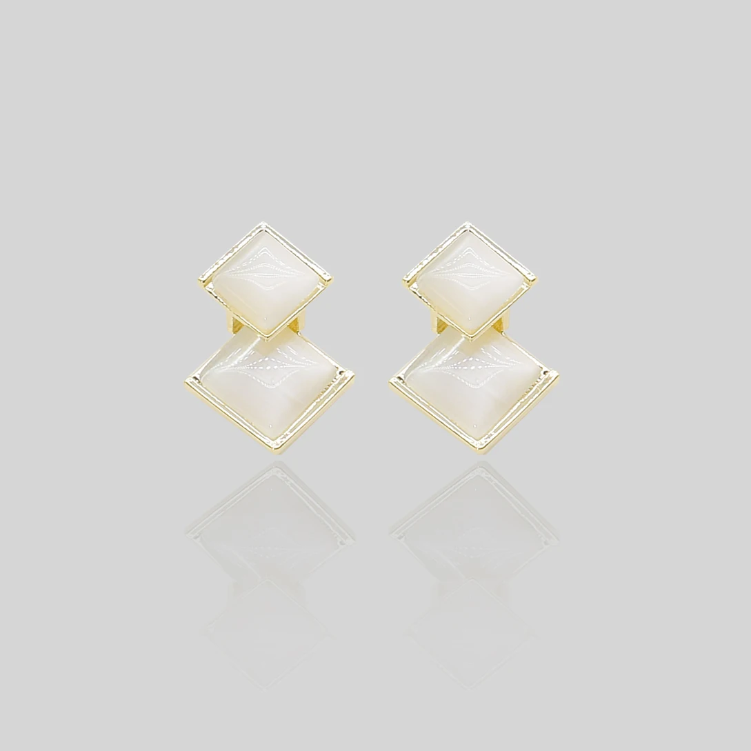 7Rings Trendy Style Simple Double Square Jade Geometric Shape 925 Silver Studs Earrings for Women Fashion Jewelry for Female
7Rings Trendy Style Simple Double Square Jade Geometric Shape 925 Silver Studs Earrings for Women Fashion Jewelry for Female