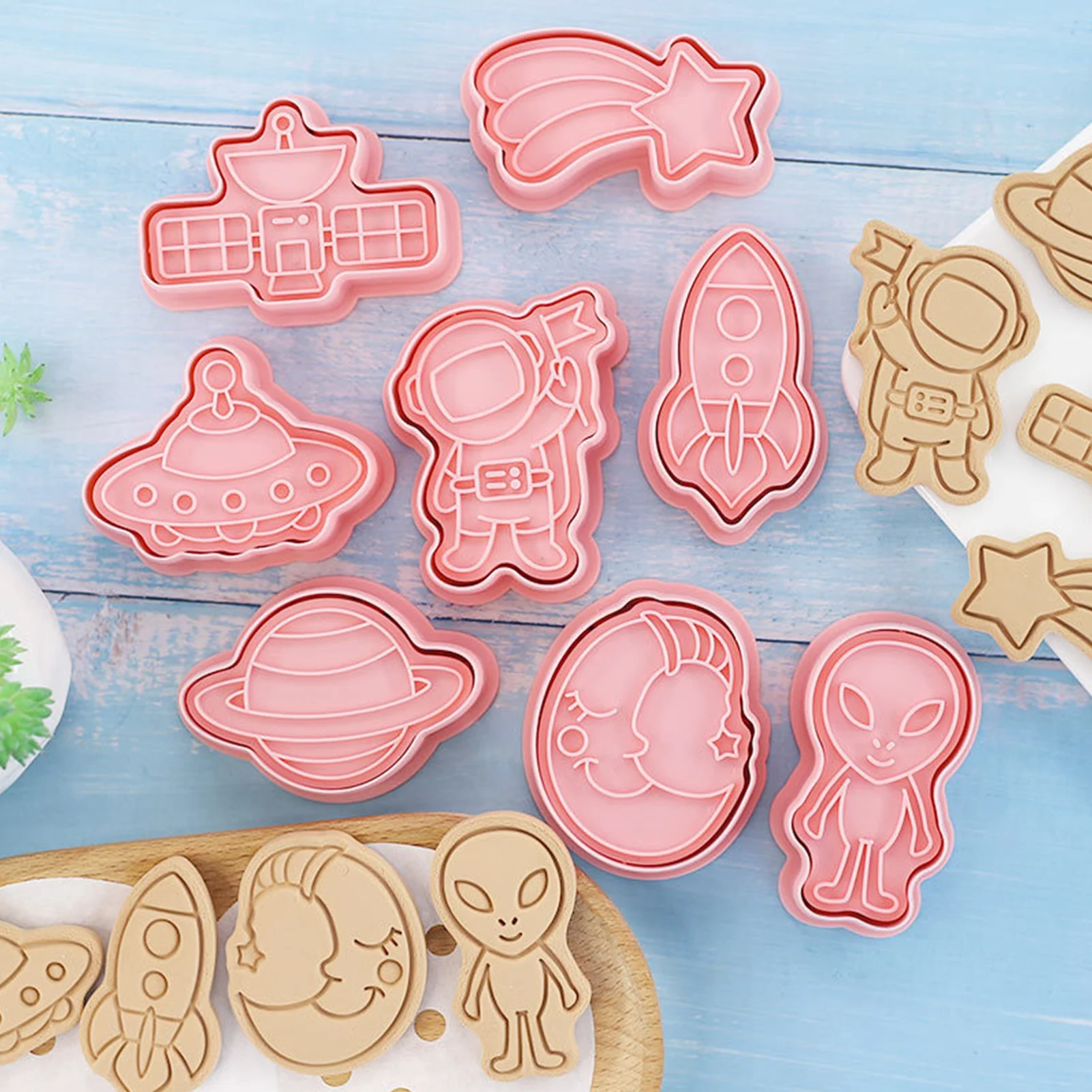 8Pcs Space Theme Biscuit Molds Moon Astronaut Cookie Cutter Set Press DIY Baking Accessories Pastry Molds Biscuit Fondant Stamps
8Pcs Space Theme Biscuit Molds Moon Astronaut Cookie Cutter Set Press DIY Baking Accessories Pastry Molds Biscuit Fondant Stamps