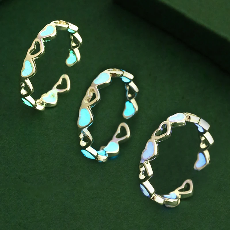 Luminous Hollow Heart Rings Women Girls Creative Adjustable Open Finger Rings Party Jewelry Rings Gifts Accessories Fashion
Luminous Hollow Heart Rings Women Girls Creative Adjustable Open Finger Rings Party Jewelry Rings Gifts Accessories Fashion