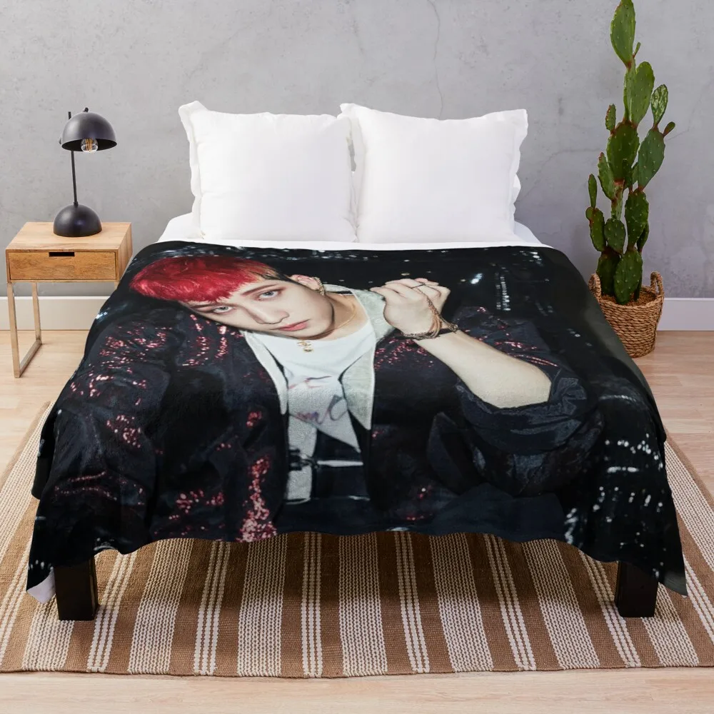 Bang Chan Stray Kids IN LIFE teaser 2 SKZ 3RACHA Комфортное одеяло, одеяло для приема, одеяло из овечьей шерсти
Bang Chan Stray Kids IN LIFE teaser 2 SKZ 3RACHA Комфортное одеяло, одеяло для приема, одеяло из овечьей шерсти