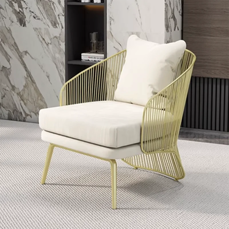 Luxury Office Arm Living Room Sofa Modern Bedroom European Living Room Sofa Prefabricated Sofas Para El Hogar Furniture ZY50SF
Luxury Office Arm Living Room Sofa Modern Bedroom European Living Room Sofa Prefabricated Sofas Para El Hogar Furniture ZY50SF