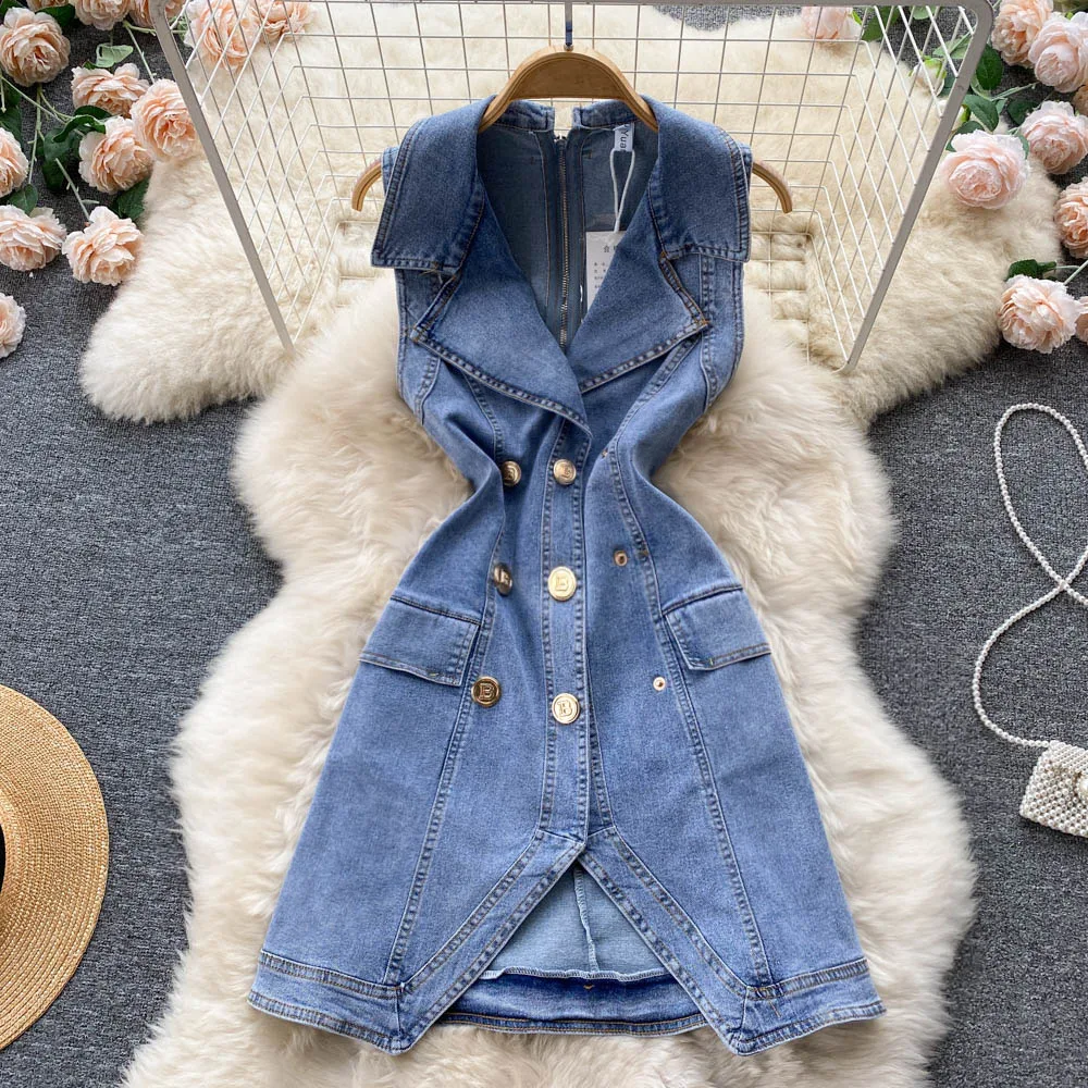 VANOVICH Vintage Notched Denim Dress Women's Summer 2022 New Korean Style Fashion Waist Thin Sleeveless Knee-Length Dress
VANOVICH Vintage Notched Denim Dress Women's Summer 2022 New Korean Style Fashion Waist Thin Sleeveless Knee-Length Dress