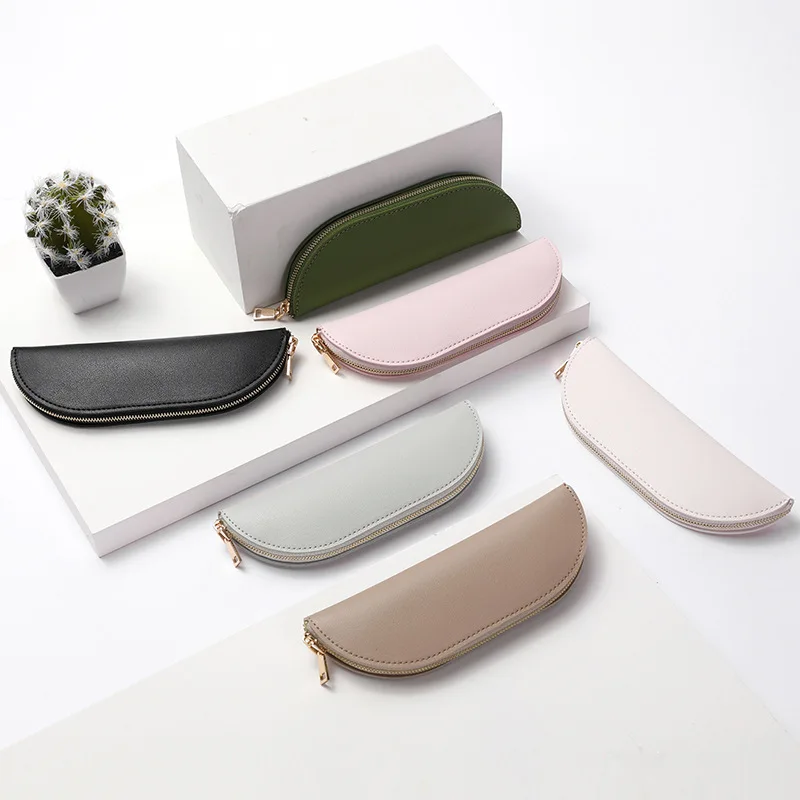 Small Makeup Brush Case Pen Bag Pu Leather Office Stationery Portable Cosmetic Pouch Semicircle Makeup Travel Toiletry Bag 
Small Makeup Brush Case Pen Bag Pu Leather Office Stationery Portable Cosmetic Pouch Semicircle Makeup Travel Toiletry Bag
