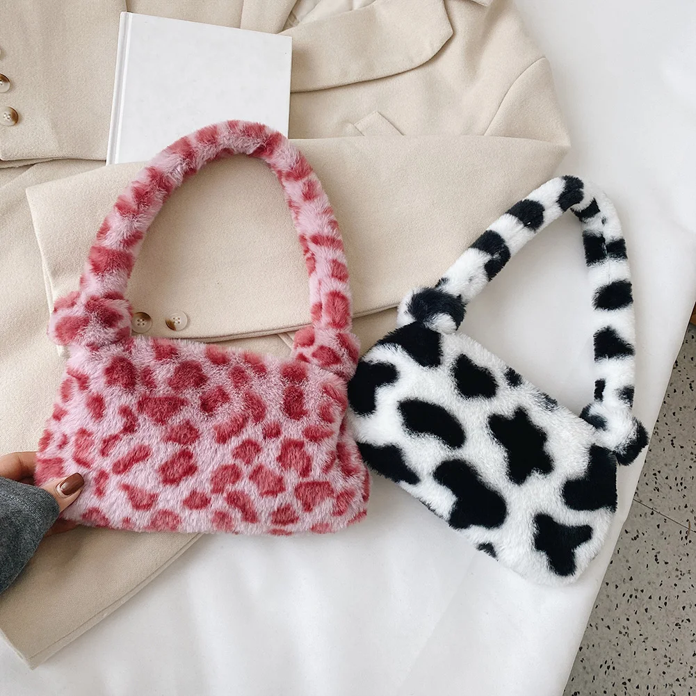 Fashion Women Cow Print Mini Shoulder Bags Female Winter Plush Underarm Bags Leopard Zebra Pattern Fluffy Tote Bags Small Purses
Fashion Women Cow Print Mini Shoulder Bags Female Winter Plush Underarm Bags Leopard Zebra Pattern Fluffy Tote Bags Small Purses