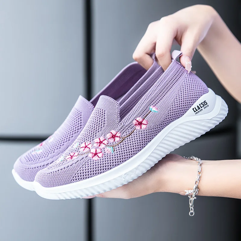 2022 New Casual Slip-on Women Flats Shoes Fashion All-match Female Sneakers Soft Comfort Walking Shoes Light Weight Breathable
2022 New Casual Slip-on Women Flats Shoes Fashion All-match Female Sneakers Soft Comfort Walking Shoes Light Weight Breathable