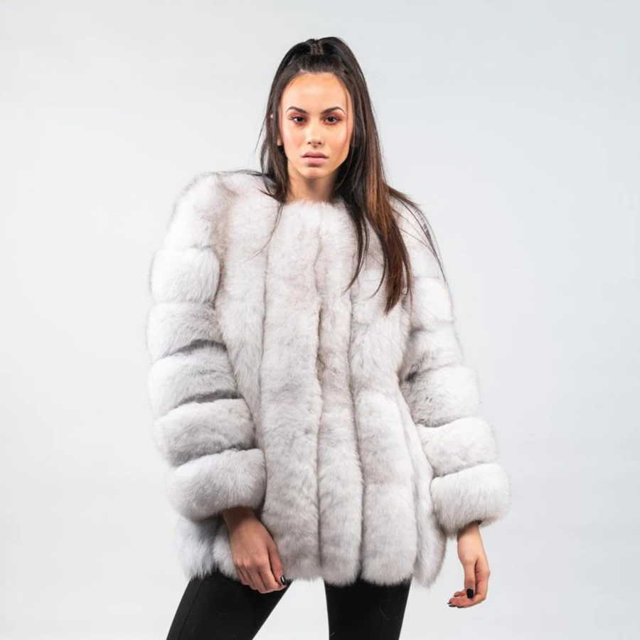 Real Premium Silver Fox Fur Coat Clothes Natural Winter Women Vertical Stripe Fox Fur Round Neck Warm Thick New Style
Real Premium Silver Fox Fur Coat Clothes Natural Winter Women Vertical Stripe Fox Fur Round Neck Warm Thick New Style