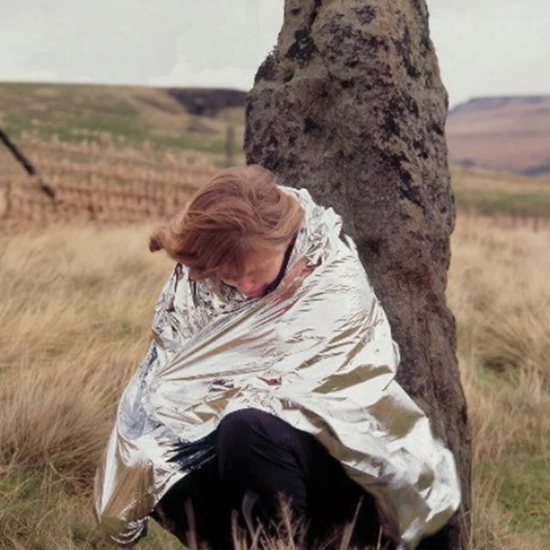 130*210 Outdoor Camping Emergency Blanket Sunscreen Blanket First Aid Rescue Tool PET
130*210 Outdoor Camping Emergency Blanket Sunscreen Blanket First Aid Rescue Tool PET