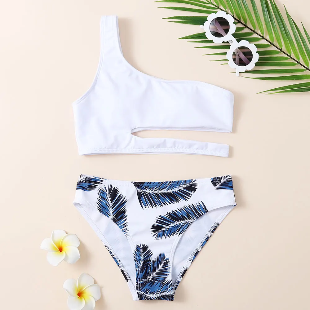 Tropical Leaf Print Girl Swimsuit Kids One Shoulder Bikini Set Cut Out Two Piece Children's Swimwear 7-14Years Bathing Suit 2022
Tropical Leaf Print Girl Swimsuit Kids One Shoulder Bikini Set Cut Out Two Piece Children's Swimwear 7-14Years Bathing Suit 2022