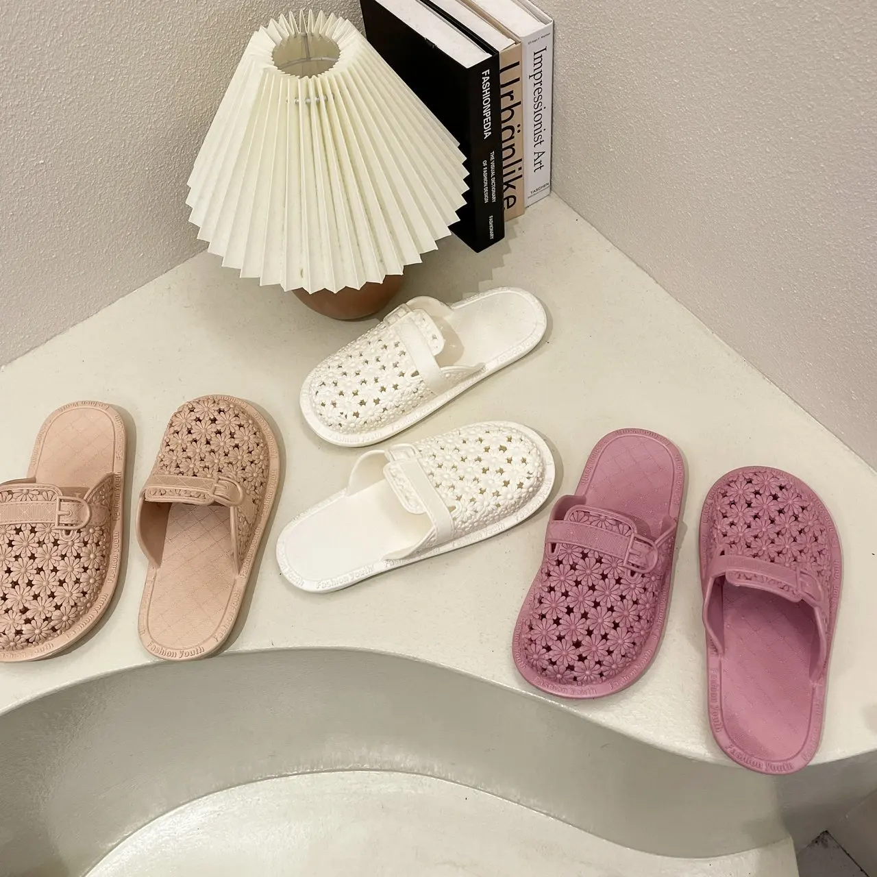 Женские летние туфли с цветами, износостойкие сандалии с дырками, Нескользящие, на мягкой подошве, пляжная обувь, 2022
Женские летние туфли с цветами, износостойкие сандалии с дырками, Нескользящие, на мягкой подошве, пляжная обувь, 2022