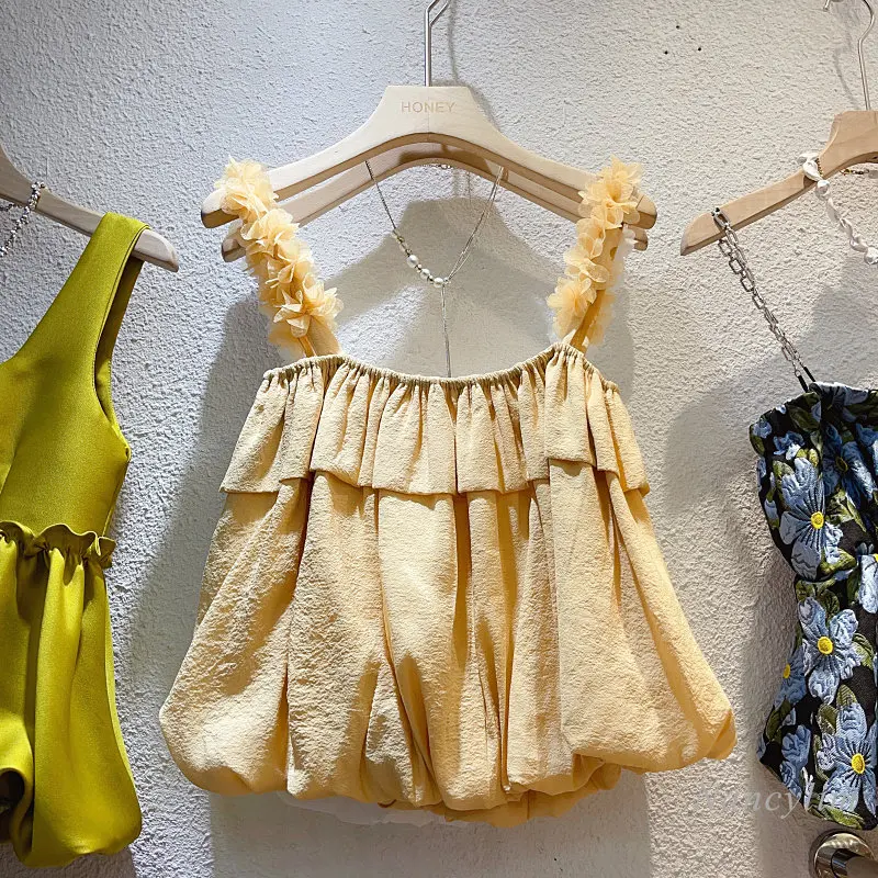 Women's Vacation Top 2023 New Younger Fashion Super Fairy Sleeveless Floral Strap Top Strapless All-Matching Summer Camisole
Women's Vacation Top 2023 New Younger Fashion Super Fairy Sleeveless Floral Strap Top Strapless All-Matching Summer Camisole