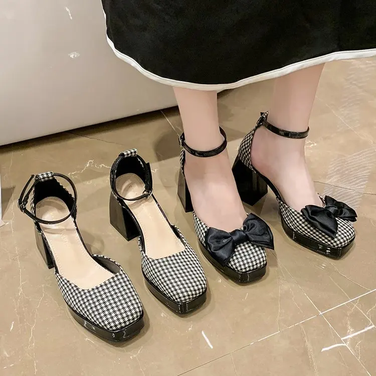 Thick Lolita Mary Jane shoes Women bow platform High Heels Sandals 2022 Summer Sexy Pumps Designer Women Shoes Mujer Zapatos
Thick Lolita Mary Jane shoes Women bow platform High Heels Sandals 2022 Summer Sexy Pumps Designer Women Shoes Mujer Zapatos