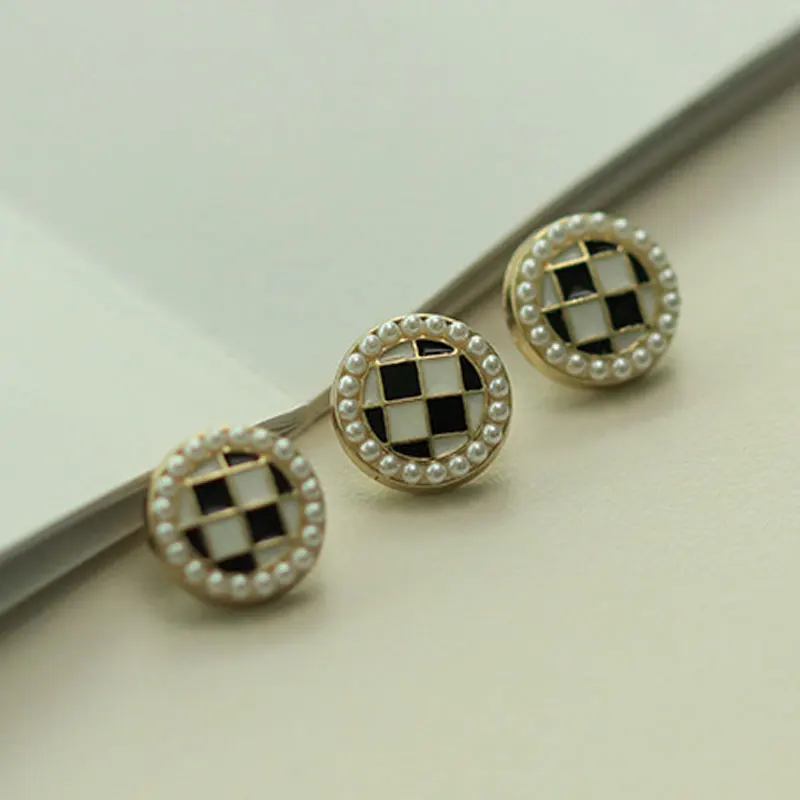 12mm Round Beaded Buttons For Sale Clothing Replace Diy Crafting Supplies Apparel Sewing Embellishment Metal Decor Buttond 10pcs
12mm Round Beaded Buttons For Sale Clothing Replace Diy Crafting Supplies Apparel Sewing Embellishment Metal Decor Buttond 10pcs