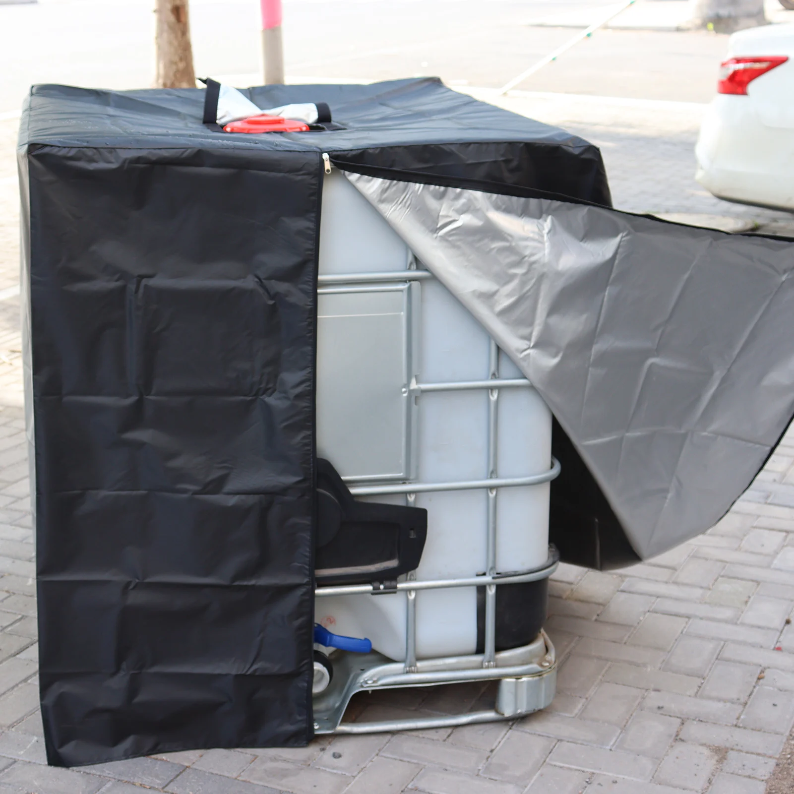 210D Waterproof Dust Cover Rainwater Tank Oxford Cloth UV Protection Cover Garden Box Cover IBC Container Protective Cover
210D Waterproof Dust Cover Rainwater Tank Oxford Cloth UV Protection Cover Garden Box Cover IBC Container Protective Cover