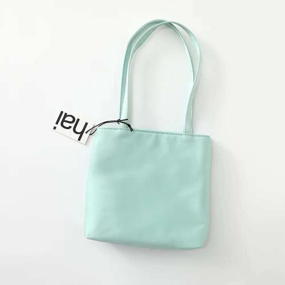 1738-Shoulder Bags Messenger Bag Designer New Fashion Cloud Female Crossbody Shoulder Bag Tide handbag
1738-Shoulder Bags Messenger Bag Designer New Fashion Cloud Female Crossbody Shoulder Bag Tide handbag