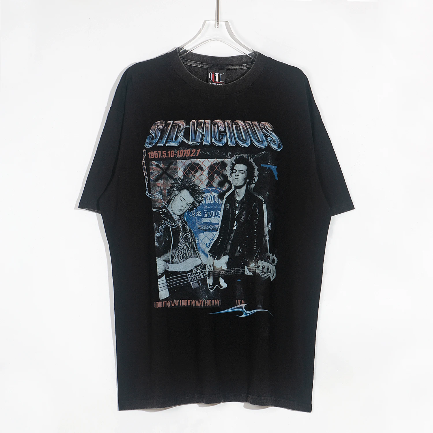 Summer Men Hip-Hop T-Shirt Vintage Rock Band Portrait Graphic Printed T Shirt Oversized Harajuku Streetwear Cotton Tops Tees
Summer Men Hip-Hop T-Shirt Vintage Rock Band Portrait Graphic Printed T Shirt Oversized Harajuku Streetwear Cotton Tops Tees