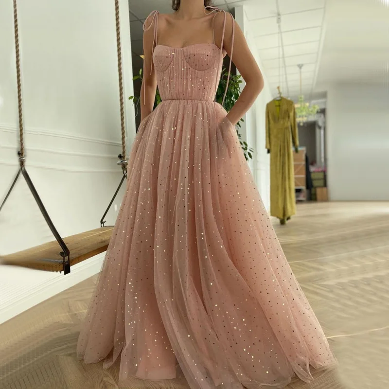 Customized Chinese manufacturers Pink A Line Sexy Lady Prom Dresses Lace Sparkle Spaghetti Strap Women Party Wear Gowns
Customized Chinese manufacturers Pink A Line Sexy Lady Prom Dresses Lace Sparkle Spaghetti Strap Women Party Wear Gowns
