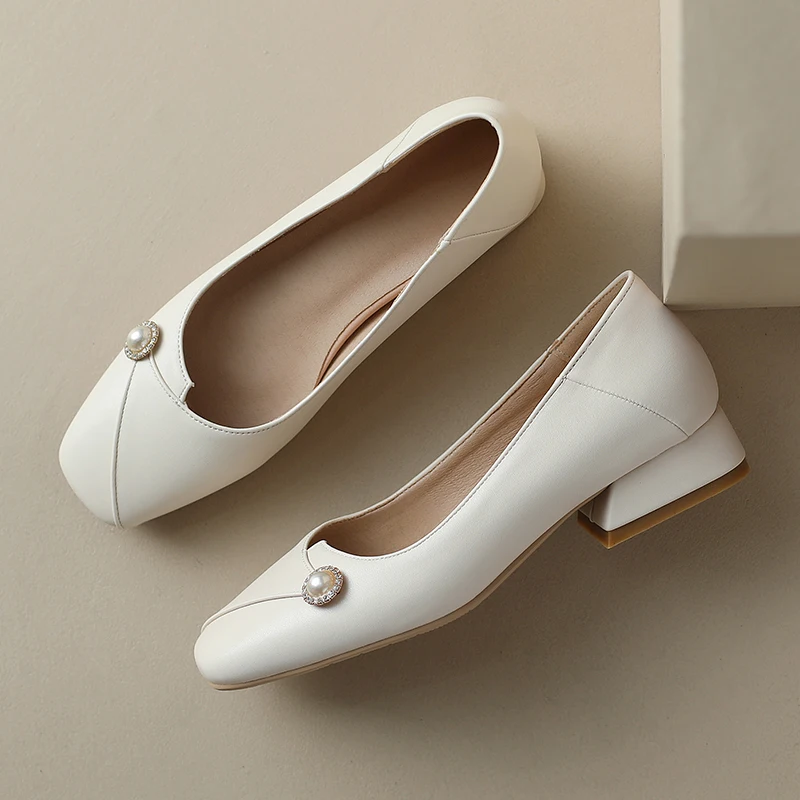 Heihaian Single Shoe French Elegant Shallow Mouth Low Heel Shoes 2023 Spring And Summer New Pearl Square Head Shoe Women 33-43
Heihaian Single Shoe French Elegant Shallow Mouth Low Heel Shoes 2023 Spring And Summer New Pearl Square Head Shoe Women 33-43