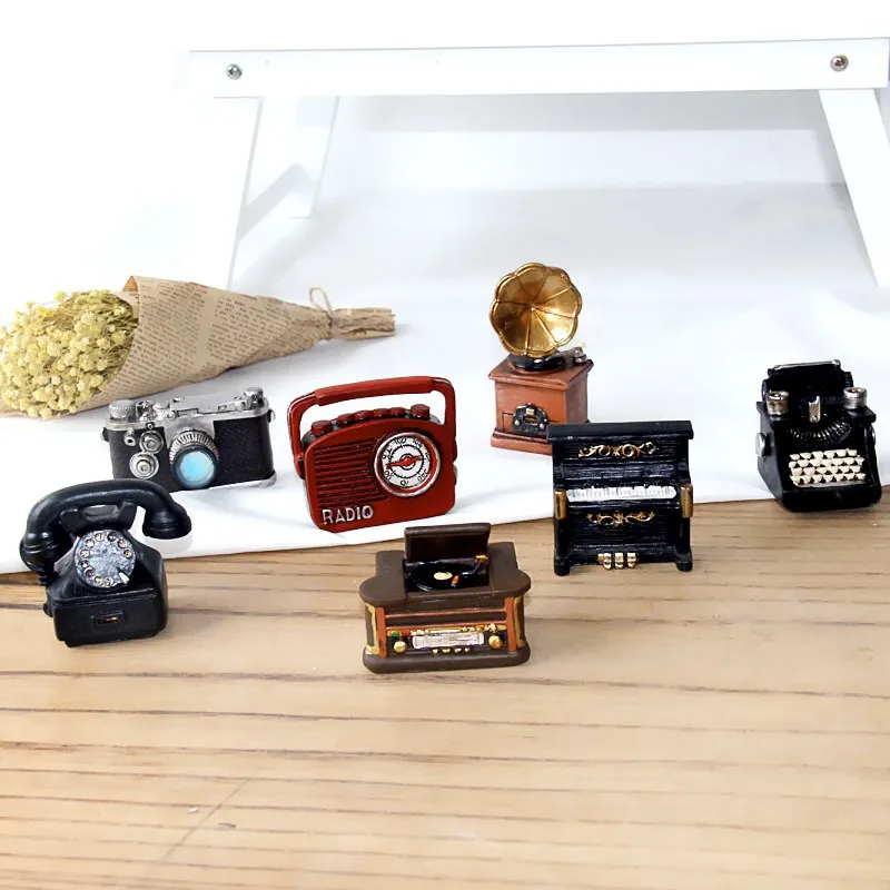 Американский кантри ретро ностальгические Мини Маленькие орнаменты украшения для комнаты настольные украшения домашний декор современны...
Американский кантри ретро ностальгические Мини Маленькие орнаменты украшения для комнаты настольные украшения домашний декор современны...