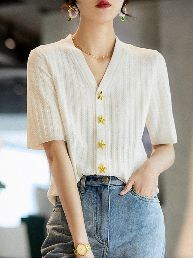 Camiseta Mujer Новый модный топ на пуговицах Женская трикотажная футболка с V-образным вырезом для женщин 2022 летние топы с коротким рукавом футболки повседневная одежда
Camiseta Mujer Новый модный топ на пуговицах Женская трикотажная футболка с V-образным вырезом для женщин 2022 летние топы с коротким рукавом футболки повседневная одежда