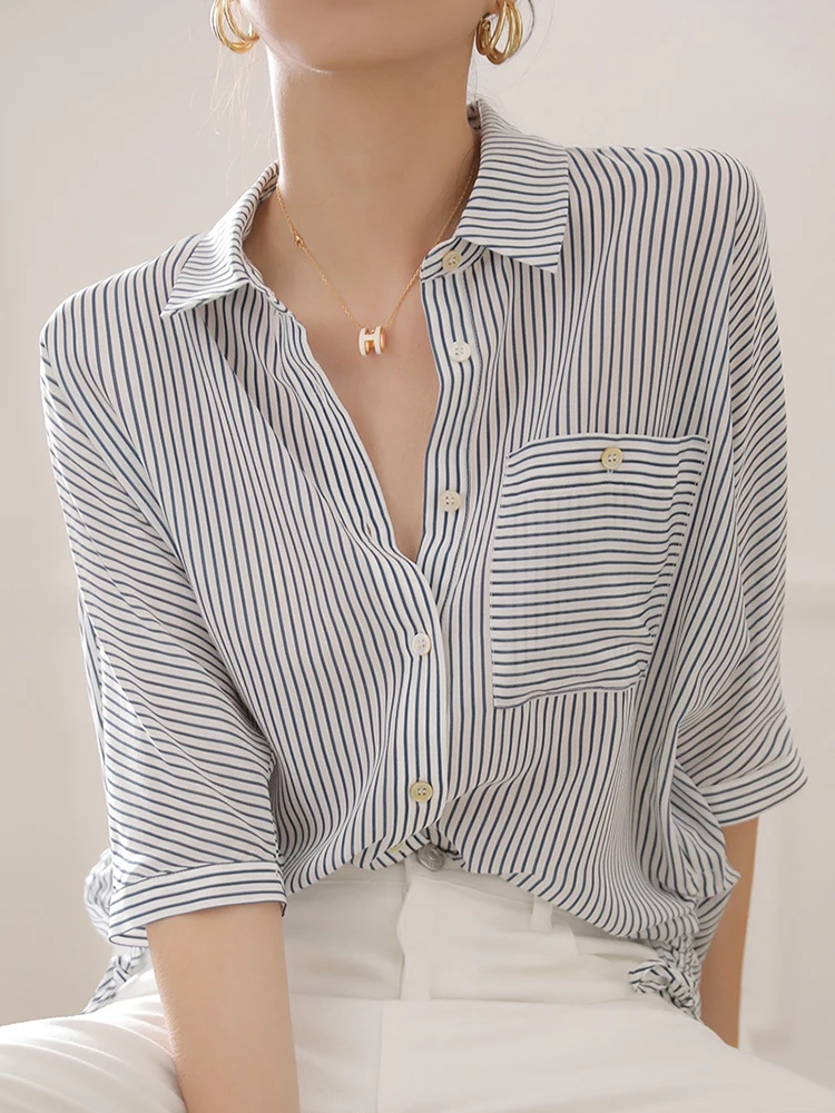 2022 Summer Women's New Vintage Medium Sleeve Design Top Temperament Thin High-grade Polo Collar Striped Shirt
2022 Summer Women's New Vintage Medium Sleeve Design Top Temperament Thin High-grade Polo Collar Striped Shirt