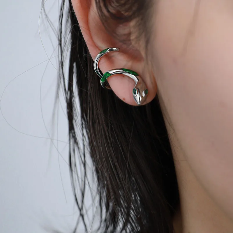 New 2023 Fashion Exquisite Snake Earrings Women Exaggerated Luxury Earrings Earrings Banquet Jewelry Accessories Gifts
New 2023 Fashion Exquisite Snake Earrings Women Exaggerated Luxury Earrings Earrings Banquet Jewelry Accessories Gifts