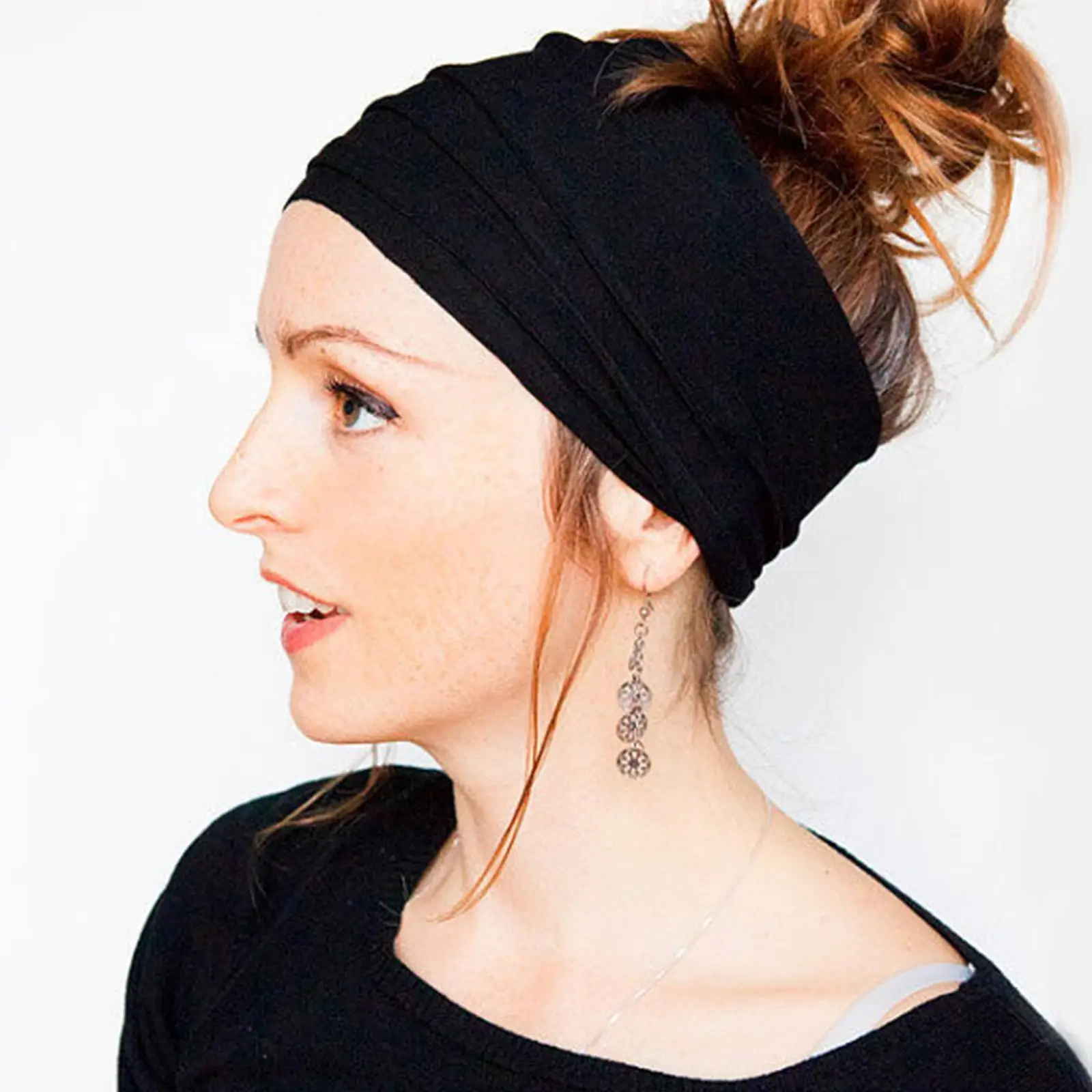 Pleated Headband For Women Elastic Headbands Wide Twist Headband Retro Soft Knotted Headwrap,Suitable For Sports,Fitness,Running
Pleated Headband For Women Elastic Headbands Wide Twist Headband Retro Soft Knotted Headwrap,Suitable For Sports,Fitness,Running