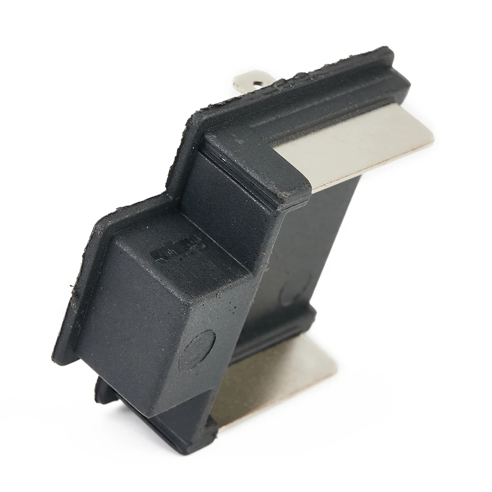 1Pc Connector Terminal Block Replace Battery Connector For Lithium Battery Charger Adapter Converter Electric Power Tool
1Pc Connector Terminal Block Replace Battery Connector For Lithium Battery Charger Adapter Converter Electric Power Tool
