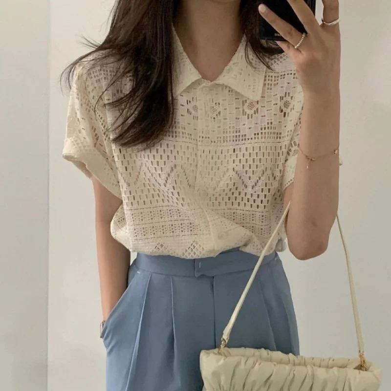Women's Blouse Korean Chic Summer New Temperament Hollow Lace Short Sleeve Shirt Versatile Age Reducing Women Ladies Tops 
Women's Blouse Korean Chic Summer New Temperament Hollow Lace Short Sleeve Shirt Versatile Age Reducing Women Ladies Tops
