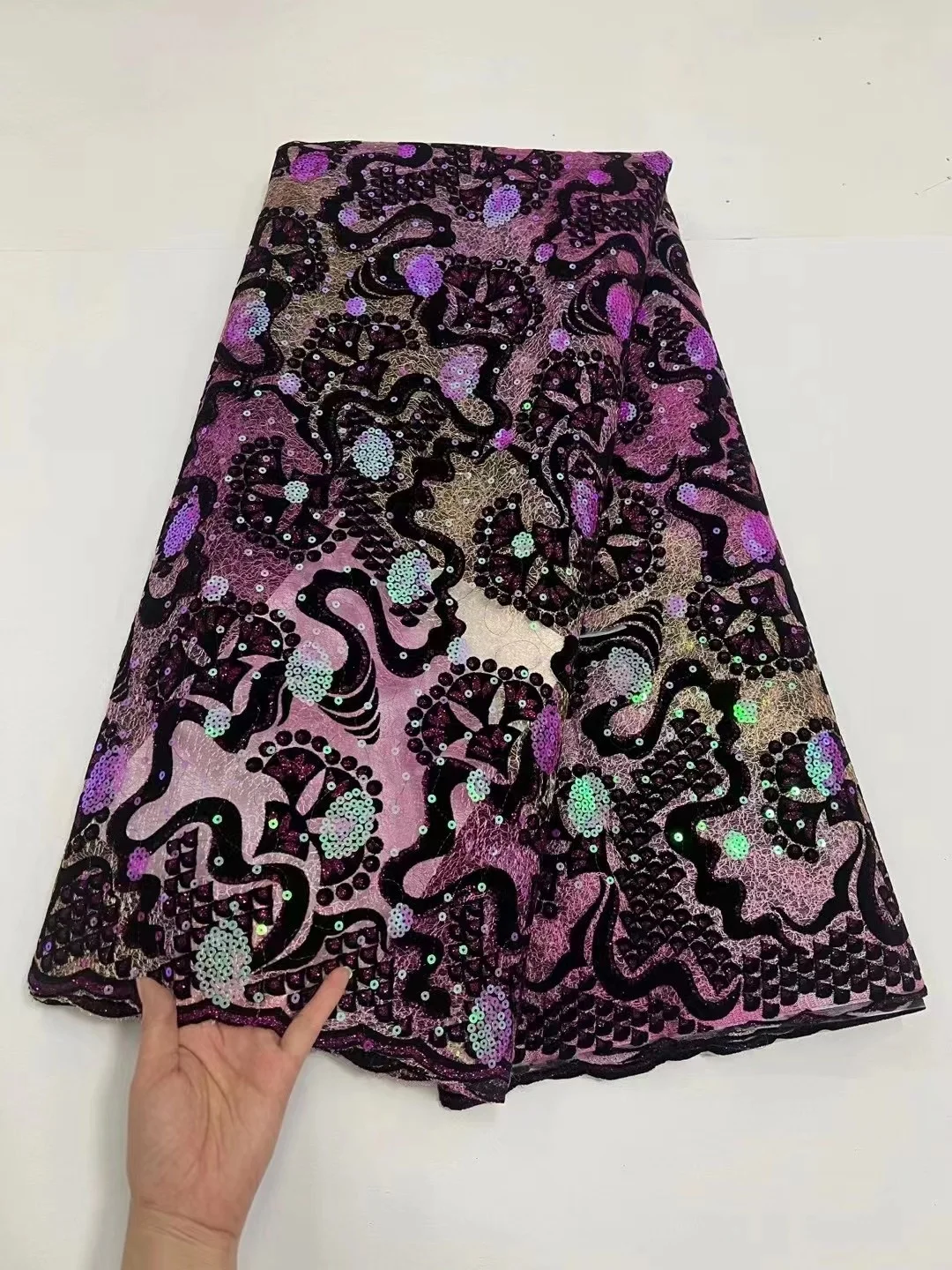 2022 High Quality African Velvet Sequins Lace Fabric Embroideried Nigerian Lace Fabric For Women Wedding And Party
2022 High Quality African Velvet Sequins Lace Fabric Embroideried Nigerian Lace Fabric For Women Wedding And Party