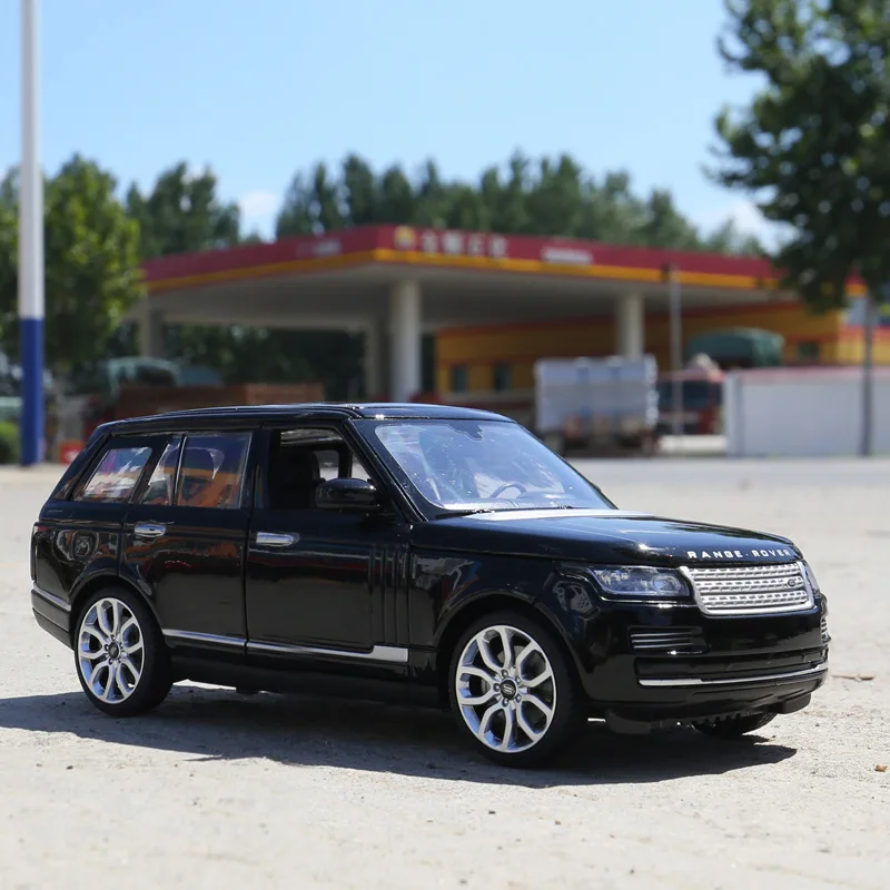 RASTAR 1:24 Land Rover Range Rover alloy car model Diecasts Toy Vehicles Collect gifts Non-remote control type transport toy
RASTAR 1:24 Land Rover Range Rover alloy car model Diecasts Toy Vehicles Collect gifts Non-remote control type transport toy
