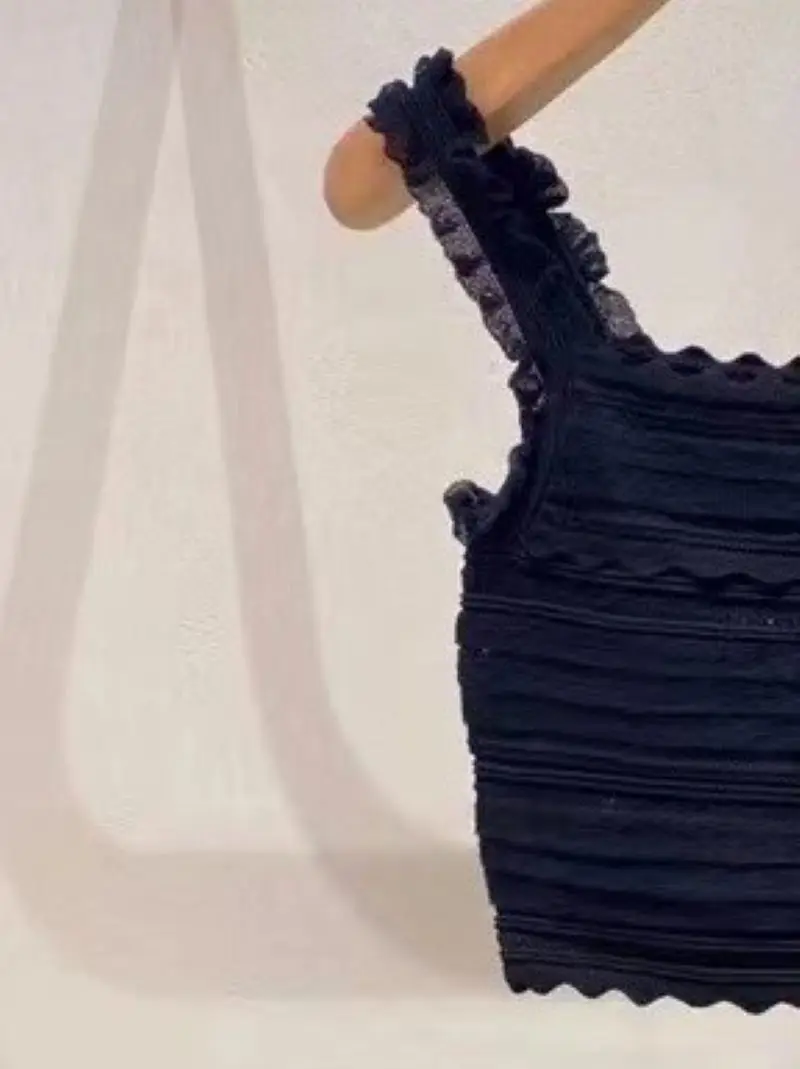 Женский комплект из жилета и юбки, однотонный комплект в полоску с кружевной прострочкой и квадратным вырезом, без рукавов или юбка миди с в...
Женский комплект из жилета и юбки, однотонный комплект в полоску с кружевной прострочкой и квадратным вырезом, без рукавов или юбка миди с в...