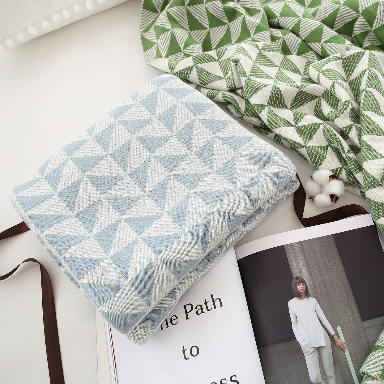 Nordic style sofa blanket geometric pure cotton thread blanket spring and autumn blanket cotton blanket leisure blanket
Nordic style sofa blanket geometric pure cotton thread blanket spring and autumn blanket cotton blanket leisure blanket