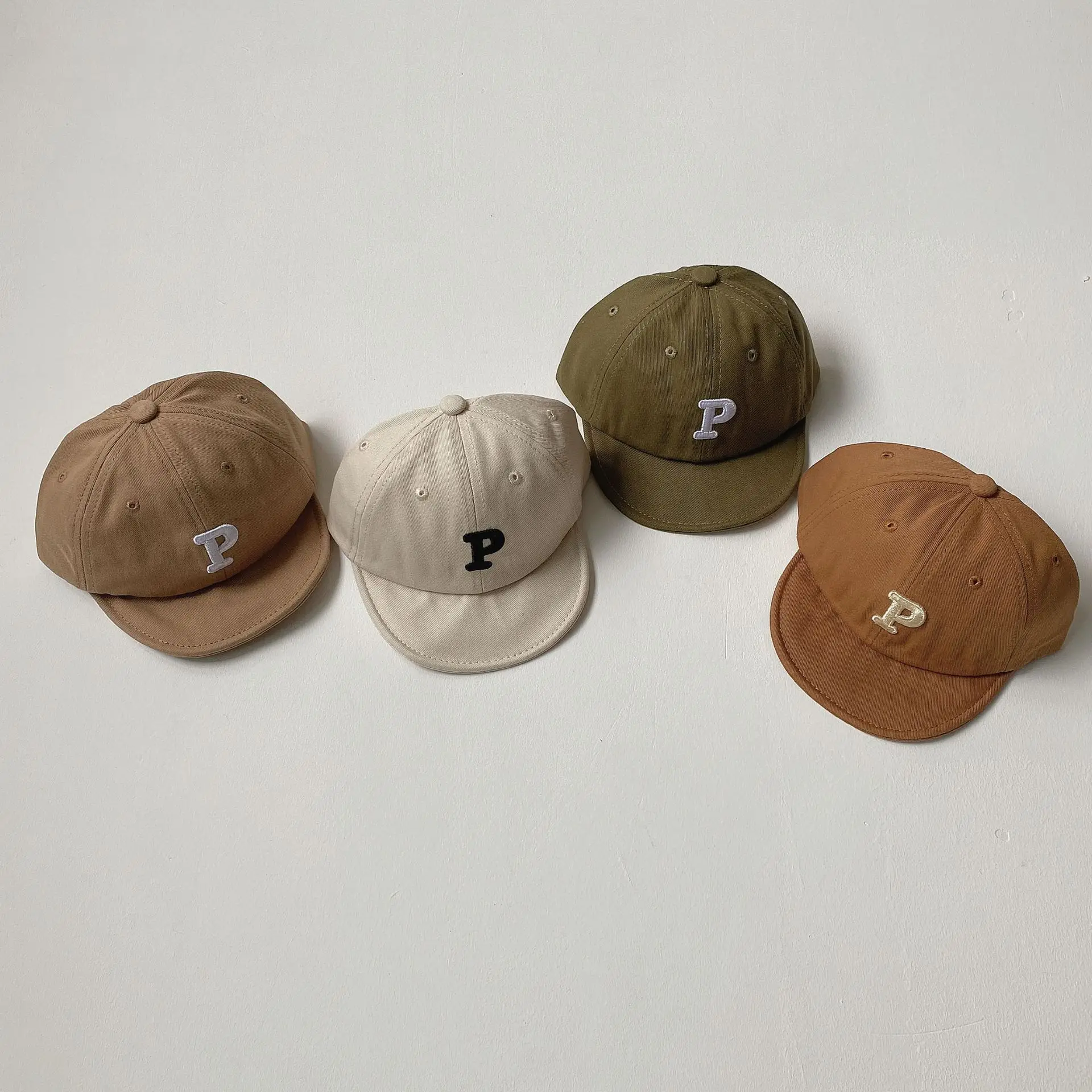 Baby Hat Spring Summer Soft Brim P Letter Embroidered Foreign Tongue Cap Baby Ins Baseball Cap Baby Boy Girls Hat
Baby Hat Spring Summer Soft Brim P Letter Embroidered Foreign Tongue Cap Baby Ins Baseball Cap Baby Boy Girls Hat