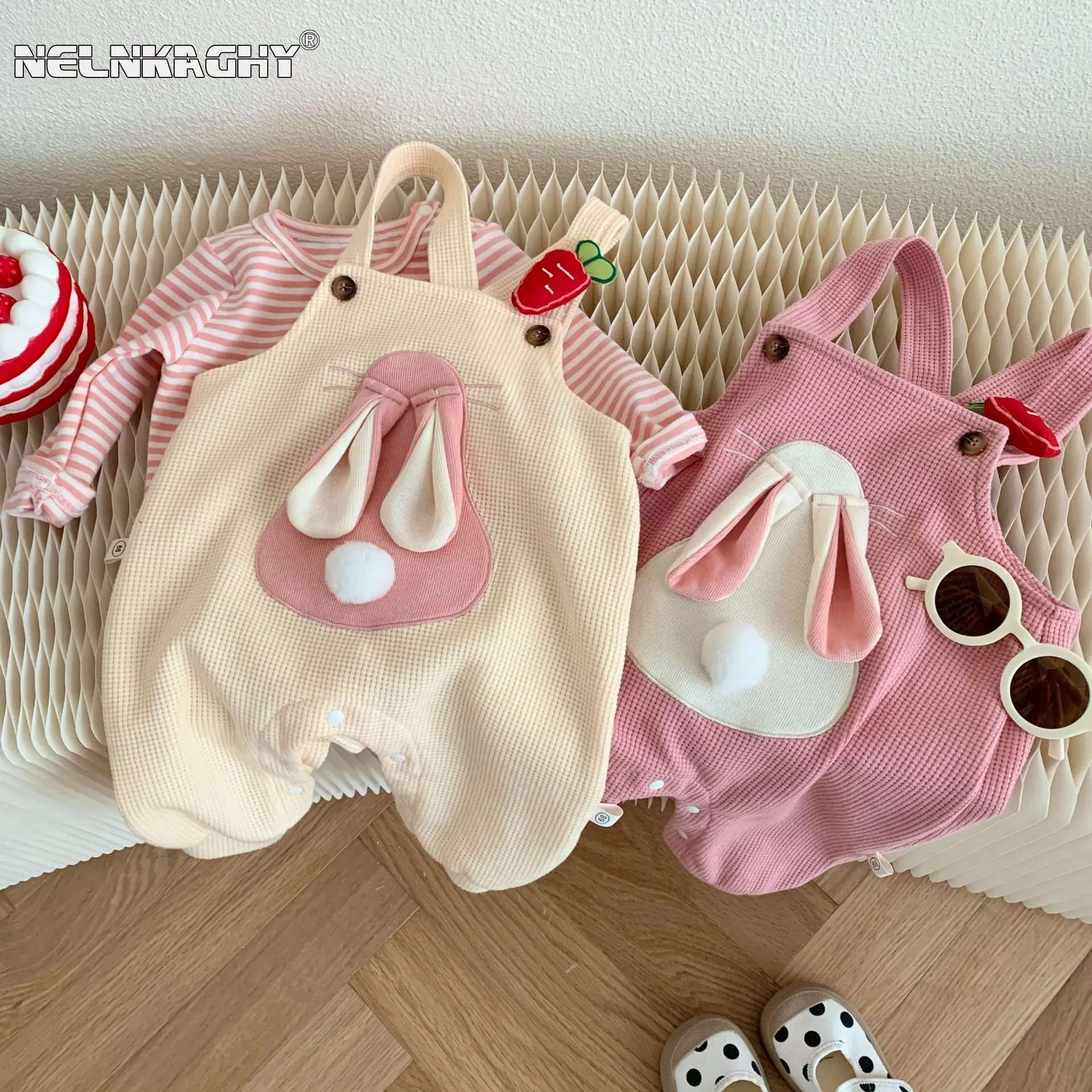 2023 Autumn Newborn Baby Girls Striped Top Patchwork Bunny Overalls Strap Jumpsuits Infant Kids Cute Shirts Romper 0-24M 
2023 Autumn Newborn Baby Girls Striped Top Patchwork Bunny Overalls Strap Jumpsuits Infant Kids Cute Shirts Romper 0-24M