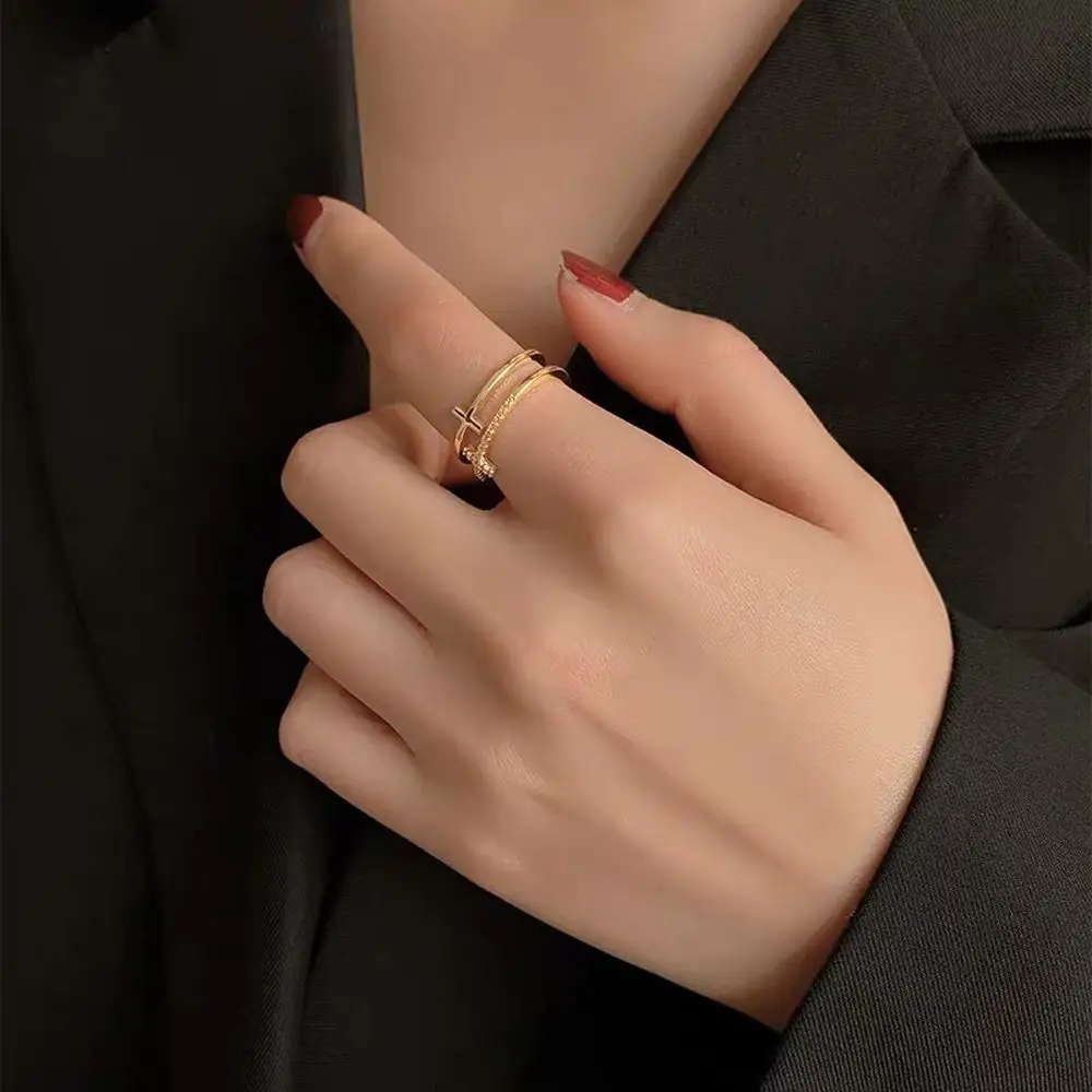 Retro Elegant Rhinestone Simple Sweet Personality Female Ring Fashion Jewelry Korean Style Ring Cross Open Ring
Retro Elegant Rhinestone Simple Sweet Personality Female Ring Fashion Jewelry Korean Style Ring Cross Open Ring