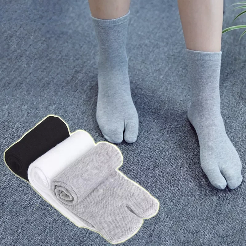 Japanese Style Tabi Toe Socks Cotton Men Women Bamboo Fiber Deodorant Breathable Separate Kimono Flip Flop Novelty Socks 2021
Japanese Style Tabi Toe Socks Cotton Men Women Bamboo Fiber Deodorant Breathable Separate Kimono Flip Flop Novelty Socks 2021