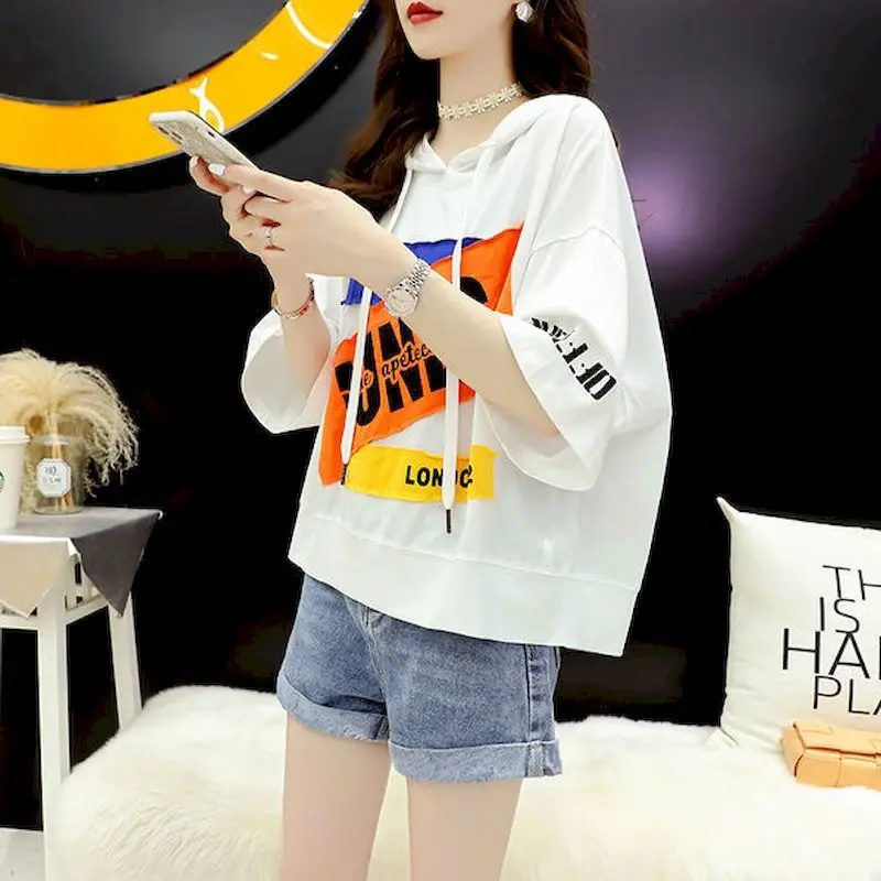 Fashion Hooded Short-sleeved T-shirt Womens 2022 New Summer Korean Style Patch Design Sense T Shirt Loose Large Size Casual Tops
Fashion Hooded Short-sleeved T-shirt Womens 2022 New Summer Korean Style Patch Design Sense T Shirt Loose Large Size Casual Tops