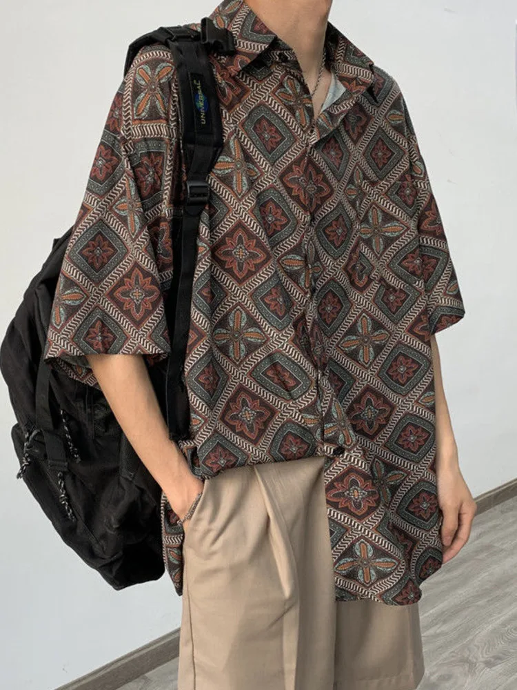 SYUHGFA Men Clothing 2022 Summer Vinatge Print Short Sleeve Shirt Loose Casual Japanese Style Tops For Male T-shirt
SYUHGFA Men Clothing 2022 Summer Vinatge Print Short Sleeve Shirt Loose Casual Japanese Style Tops For Male T-shirt