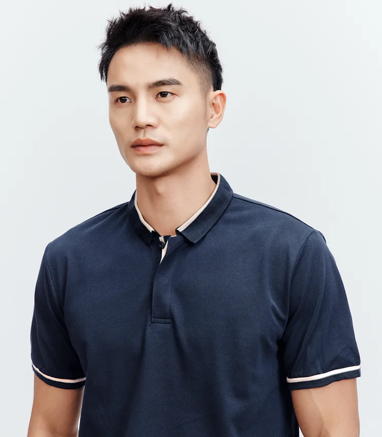 W2692-New men's T-shirt round neck patch cloth splicing men's short sleeve.J8513
W2692-New men's T-shirt round neck patch cloth splicing men's short sleeve.J8513
