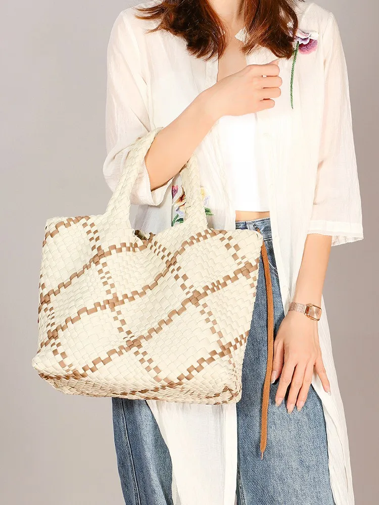 2023 New Fashion Bucket Bags Women's Totes Bag For Female Big Handbags And Purses Business Work Luxury Hobos Designer Beach Bag
2023 New Fashion Bucket Bags Women's Totes Bag For Female Big Handbags And Purses Business Work Luxury Hobos Designer Beach Bag