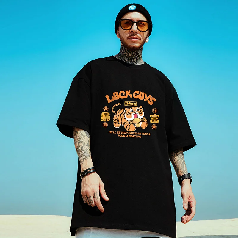 Oversized T-Shirt Year of the Tiger Fun Graphic T-Shirt Design Punk Clothing Y2k Get rich Fashion Short Sleeve Harajuku Tops Tee
Oversized T-Shirt Year of the Tiger Fun Graphic T-Shirt Design Punk Clothing Y2k Get rich Fashion Short Sleeve Harajuku Tops Tee